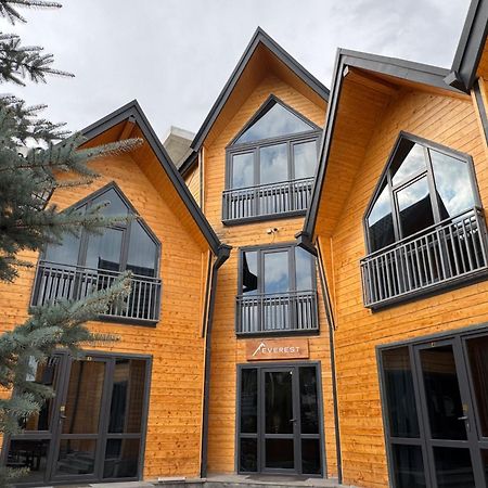 Everest Rest House ツァグカゾール エクステリア 写真