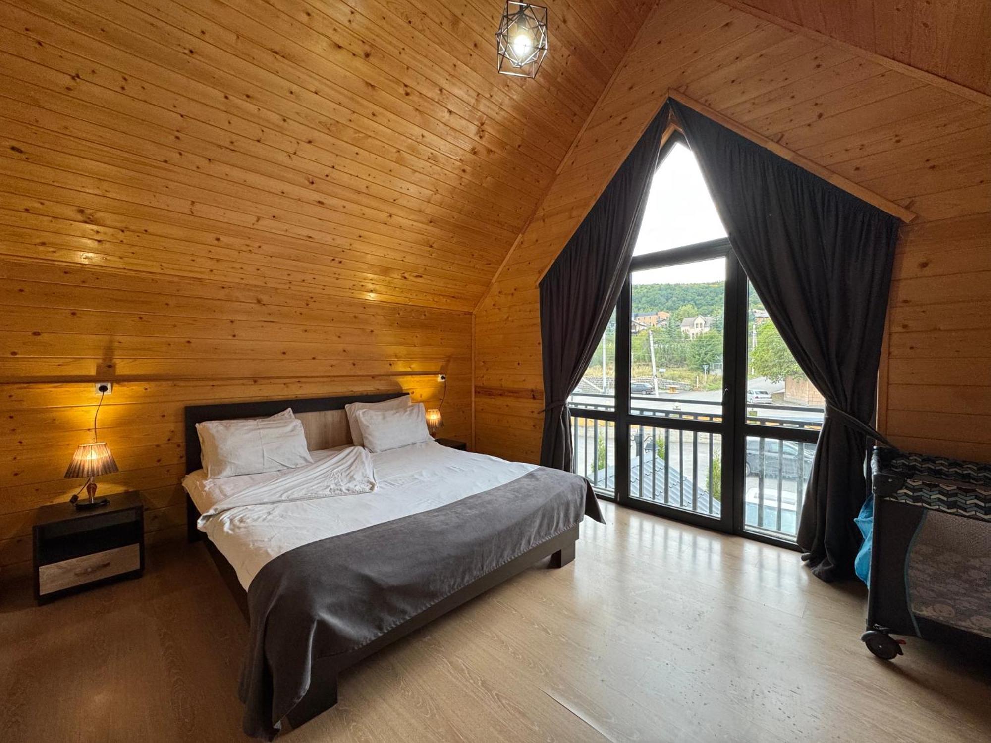 Everest Rest House ツァグカゾール エクステリア 写真